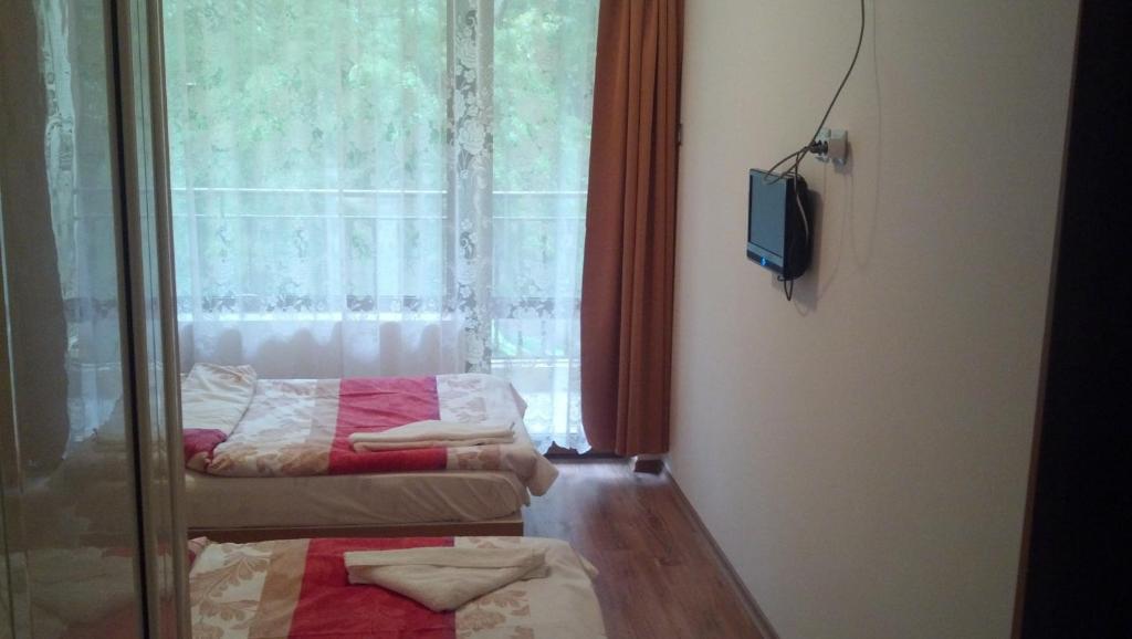 Central Park Family Hotel Kavarna Szoba fotó